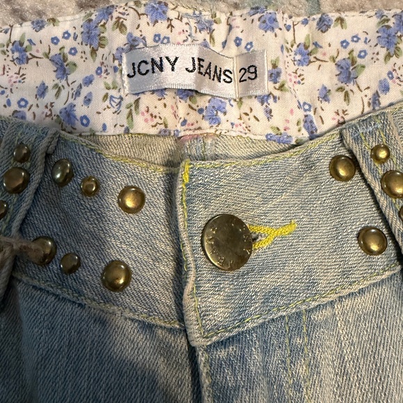 JCNY Light Wash Embellished Clover Jeans Women’s Size 29 Hand Beaded NWT - Picture 3 of 6